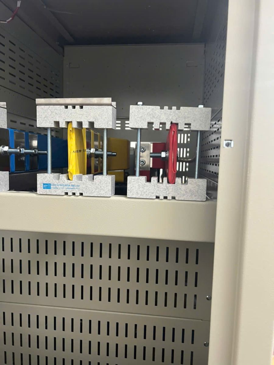 Thi Công Tủ Điện Công Trình: Bảng Giá & Kinh Nghiệm Uy Tín